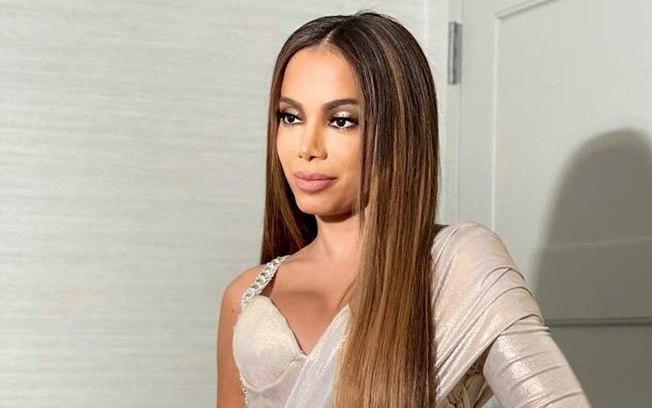 Anitta diz que suas partes íntimas tem odor de 