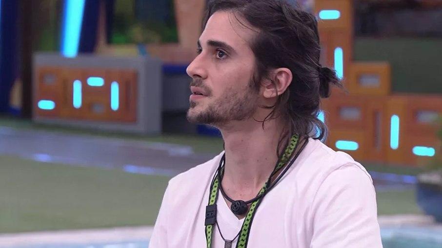 'BBB 21': Fiuk arruma briga por causa de comida e Carla Diaz sai chorando