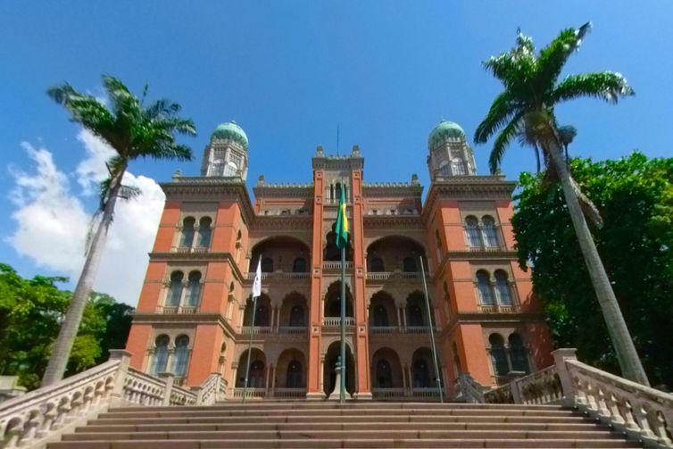 Edital para combate à covid-19 em favelas do RJ deve sair em fevereiro