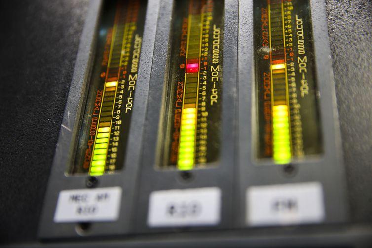 No Dia da Saudade, veja músicas que celebram o tema