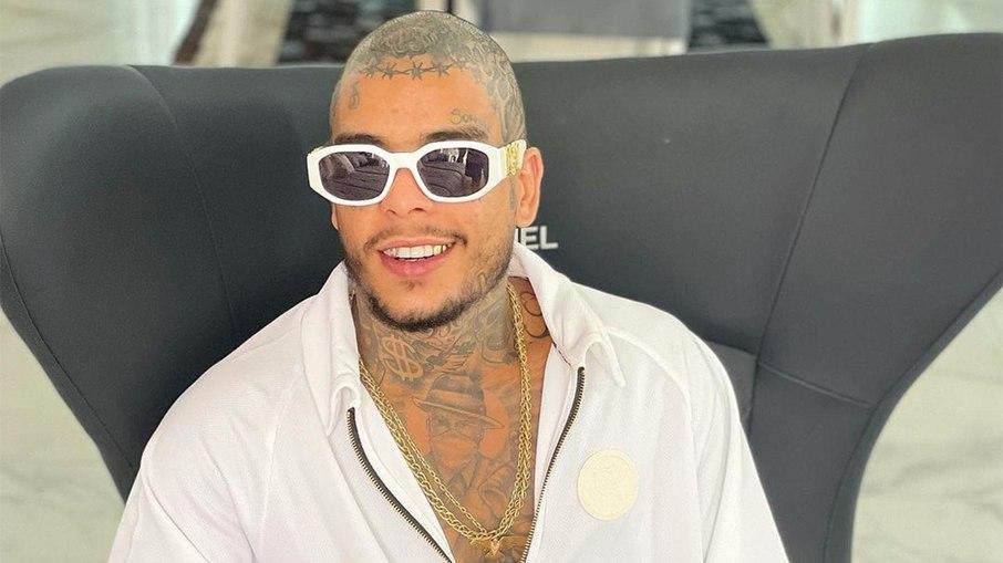 Policiais abrem boletim de ocorrência contra MC Kevin por desacato