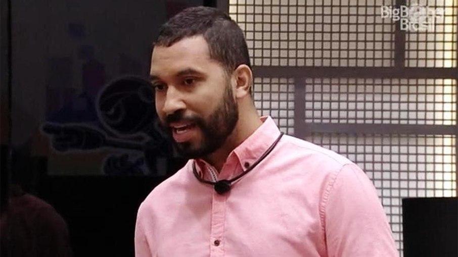 'BBB 21': Mãe de Gilberto diz que ele era agredido pelo pai dependente químico