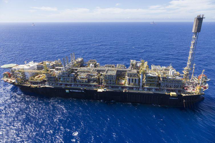 BNDES: pré-sal tem capacidade de aumentar produção de gás natural