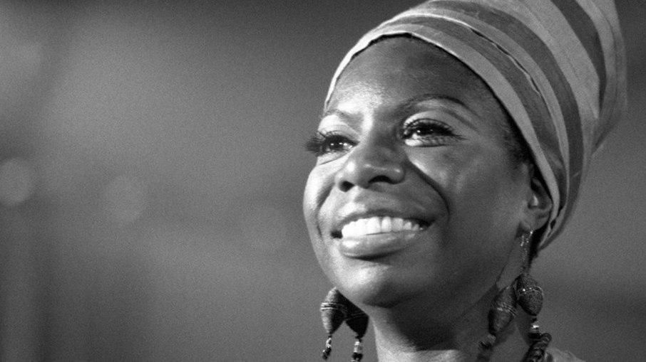 Cantora e ativista Nina Simone completaria 88 anos hoje (21); relembre carreira