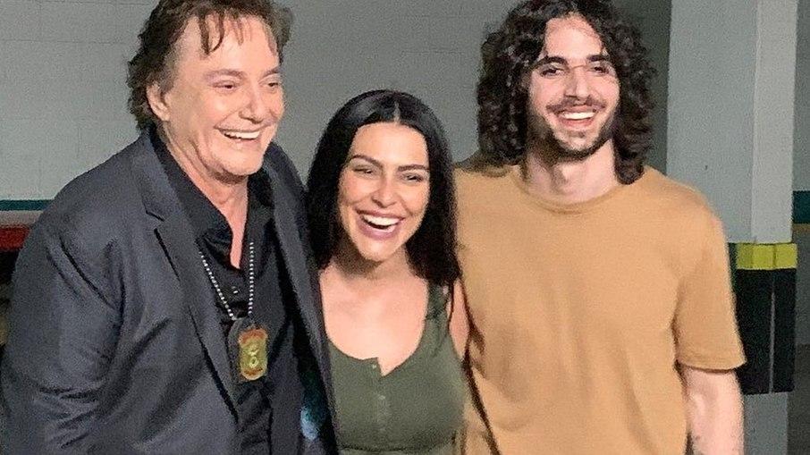 Cleo elogia a beleza de Fábio Júnior: 