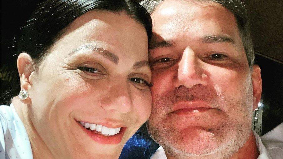 Márcio Poncio confirma reconciliação com a esposa: 