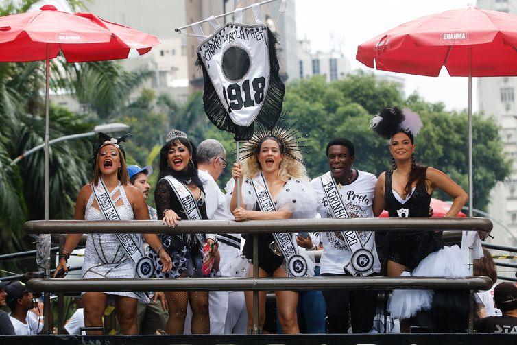 Pela primeira vez em 103 anos, Bola Preta não desfila no carnaval