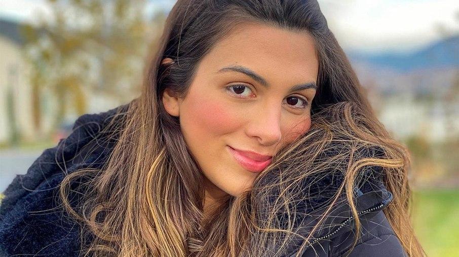 Pétala Barreiros encontra aparelho de escuta em seu carro: 