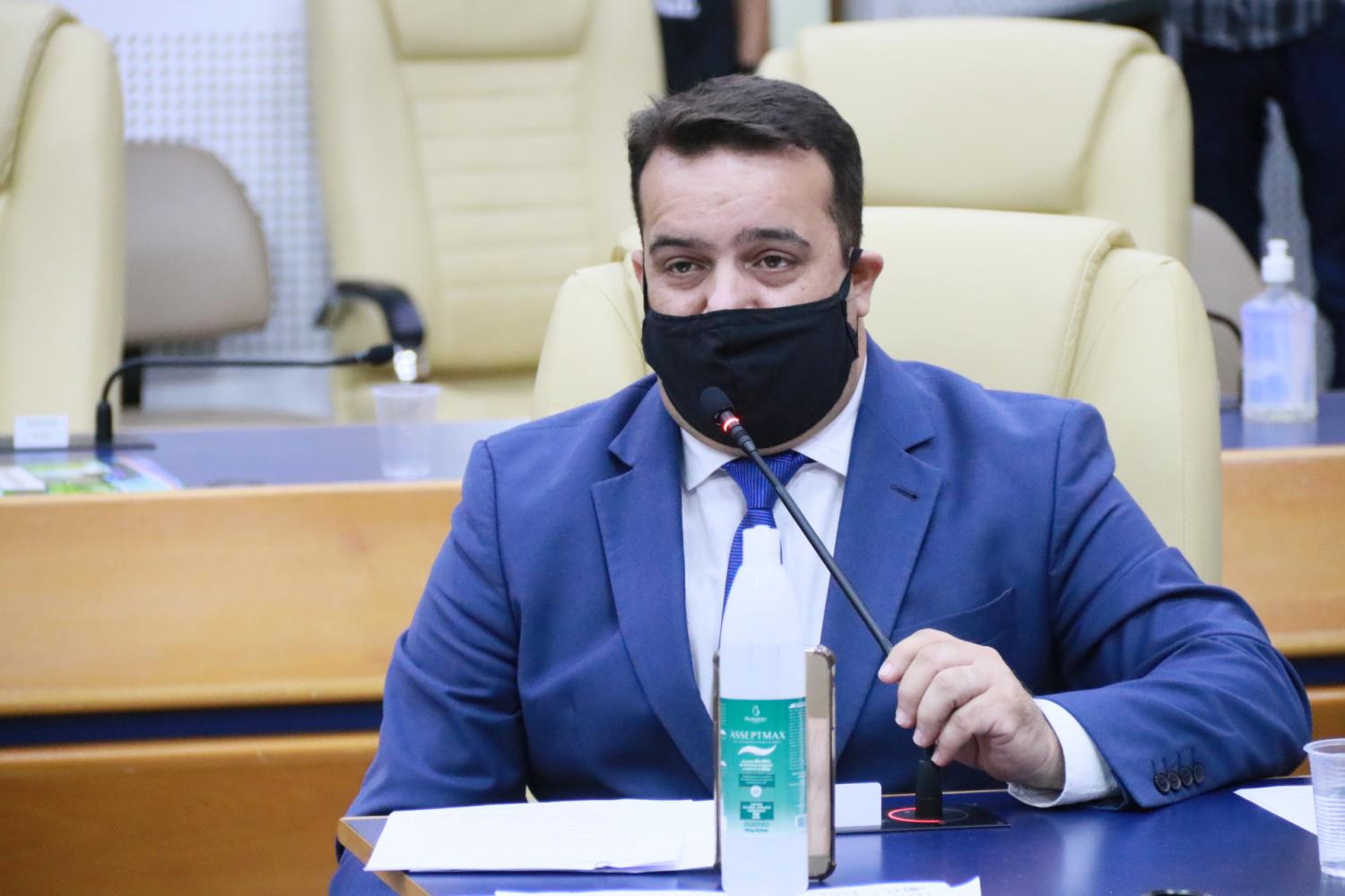 Projeto de lei estabelece multa para 