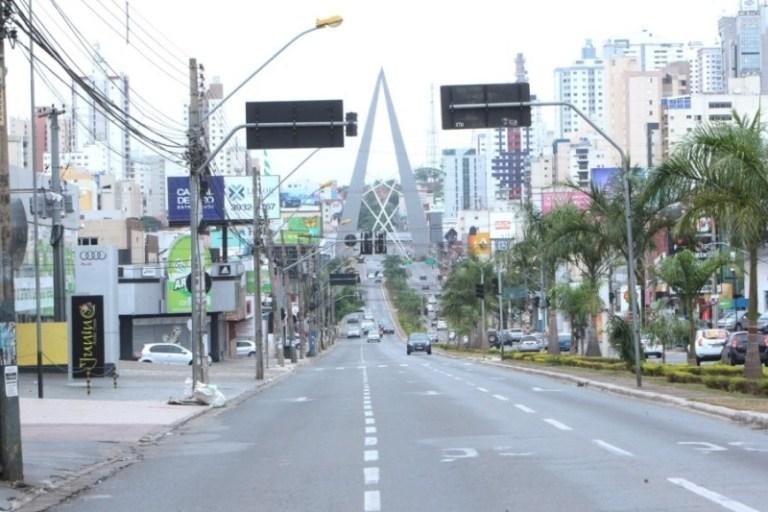 Restrições de funcionamento em Goiânia e região metropolitana passam a valer na Segunda
