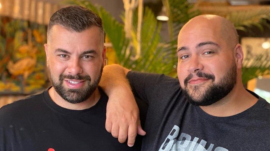 Tiago Abravanel revela que ele e o marido querem adotar uma menina