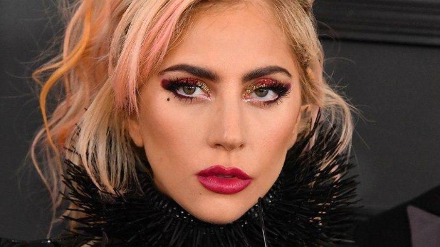 Vídeo mostra momento em que cães de Lady Gaga são roubados; assista