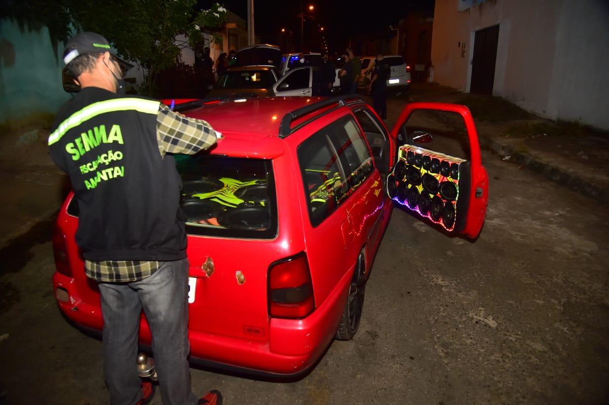 Aparecida: Fiscalização interdita 50 locais que promoviam aglomeração de pessoas e festas clandestinas no fim de semana