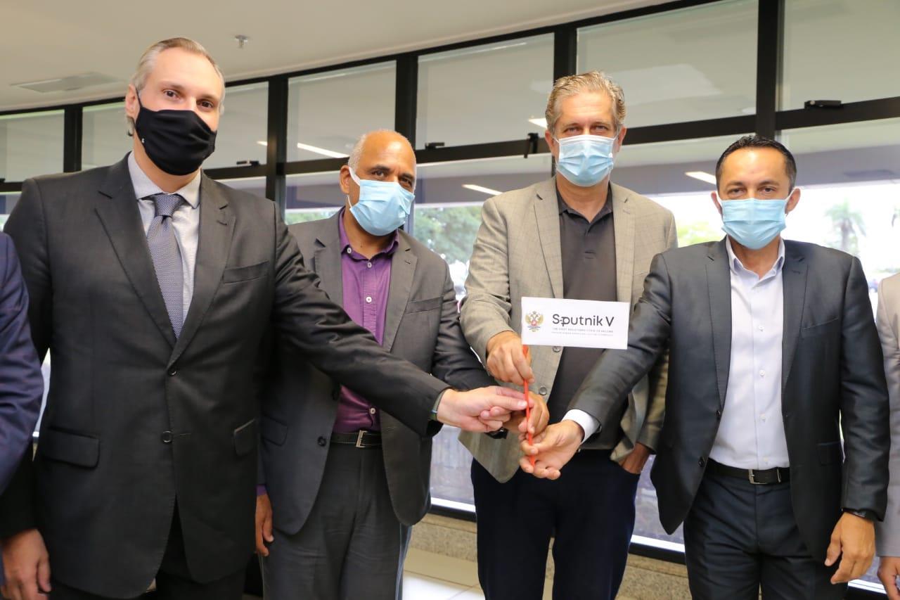 Em Brasilia, Rogério Cruz negocia a compra inicial de 600 mil doses do imunizante da vacina Sputinik V