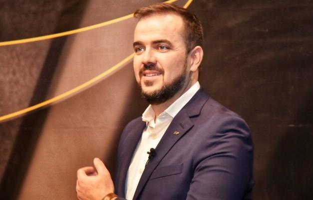 Gustavo Mendanha é eleito vice-presidente de consórcio nacional para acelerar vacinação