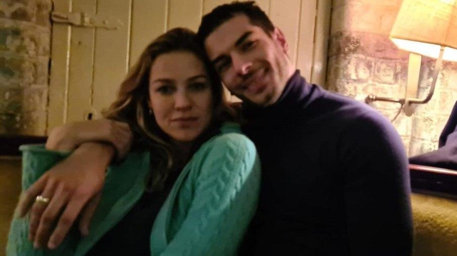 Luana Piovani compartilha fotos com o novo namorado, Lucas Bittencourt