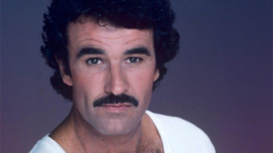 Morre Geoffrey Scott, galã dos anos 80 e ator de 