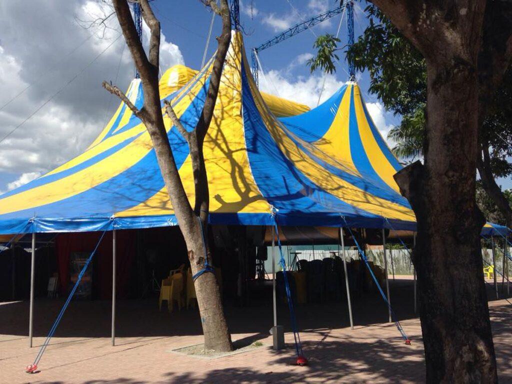 Sem bilheteria e sem calor humano: pandemia desafia artistas de circo