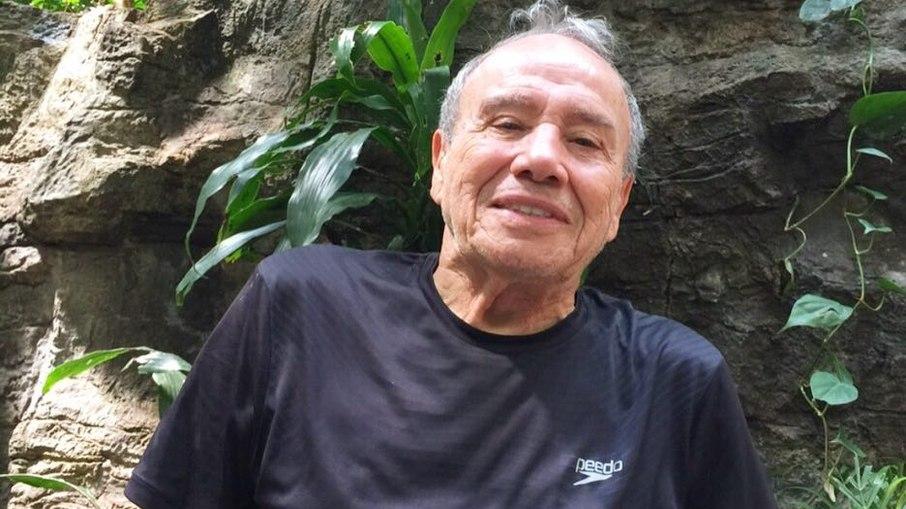 Aos 88 anos, Stênio Garcia está curado da Covid-19