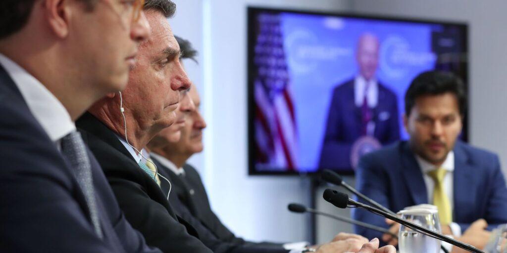 Bolsonaro promete fim das emissões de gases de efeito estufa até 2050