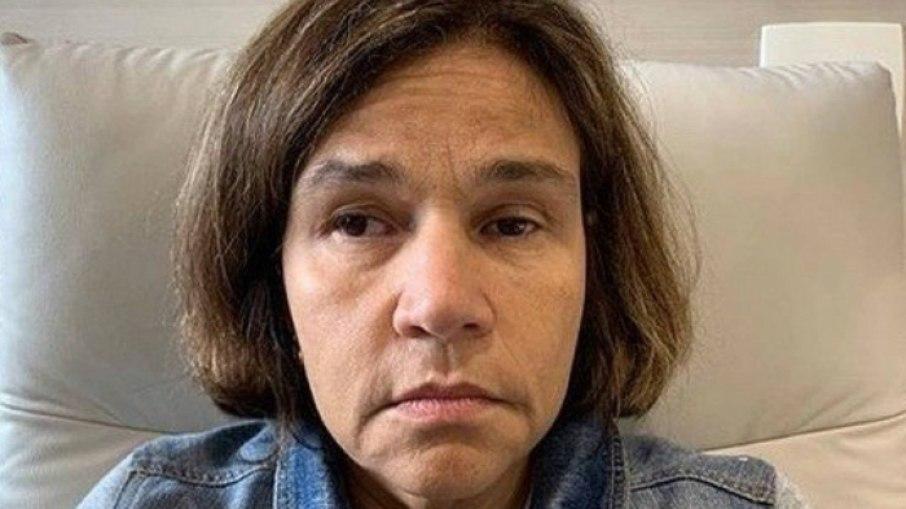 Claudia Rodrigues é internada com febre e dores no corpo
