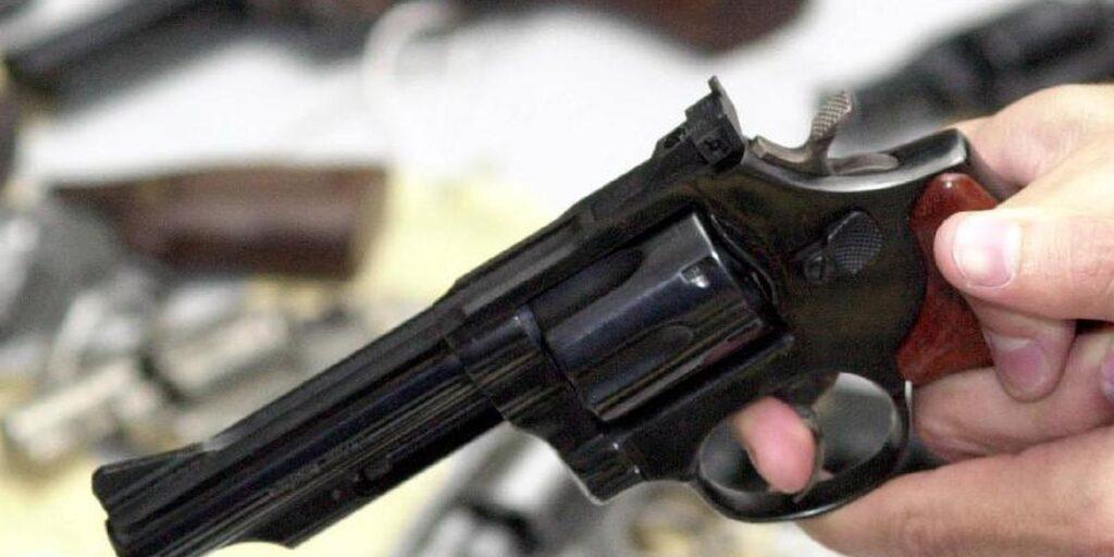 Entra em vigor parte dos decretos que ampliam acesso a armas de fogo