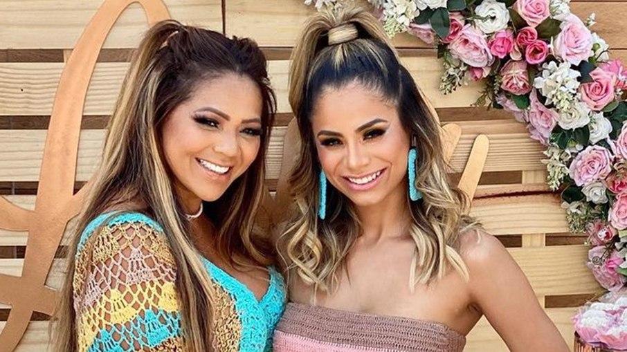 Mãe de Lexa pensa em abrir conta em site adulto, mas a funkeira é contra
