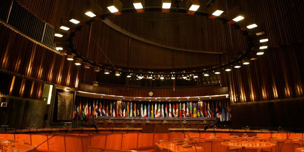 ONU pede continuidade de políticas de suporte para famílias e negócios