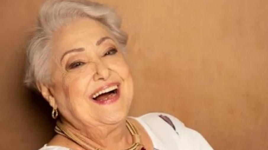 Suely Franco deixa apartamento por não ter como pagar condomínio