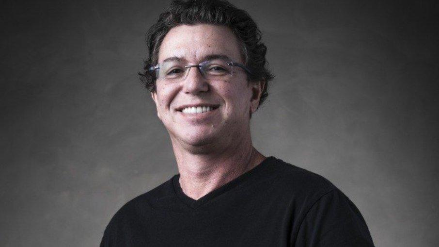 Boninho prepara novo reality e quer casal de apresentadores no comando