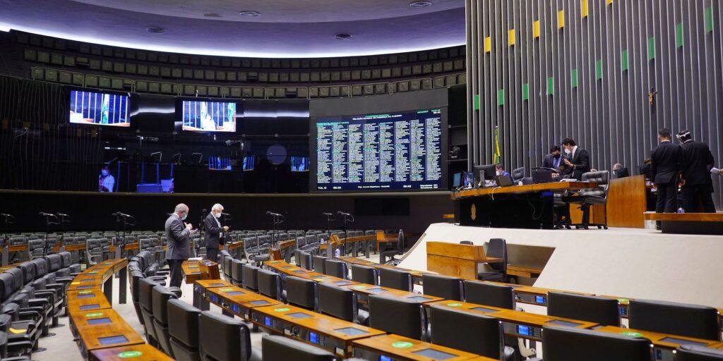 Câmara aprova projeto que prevê pagamento proporcional em pedágios