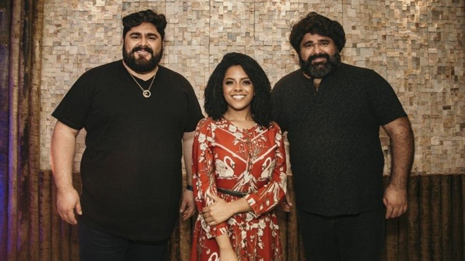 Destaque do gospel, Kemilly Santos grava single com César Menotti & Fabiano