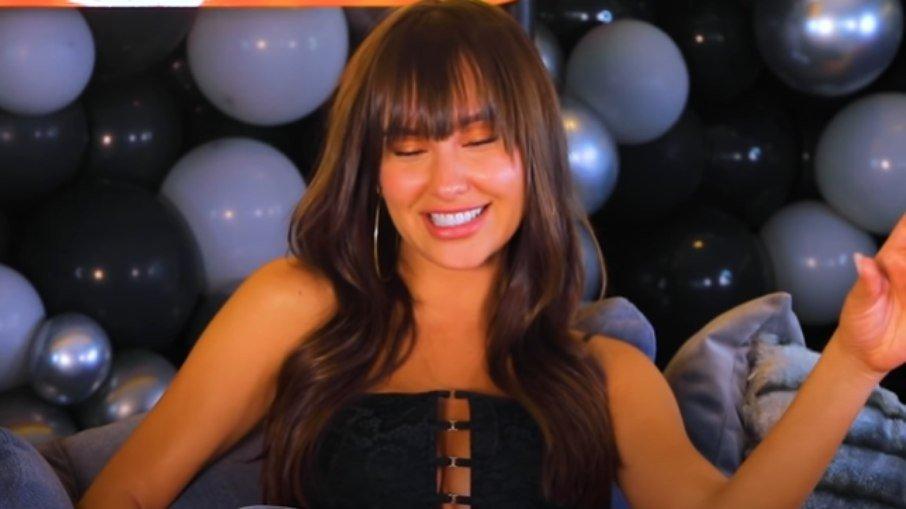 Ex-BBB Thaís Braz diz ter ficado com ator famoso após o reality