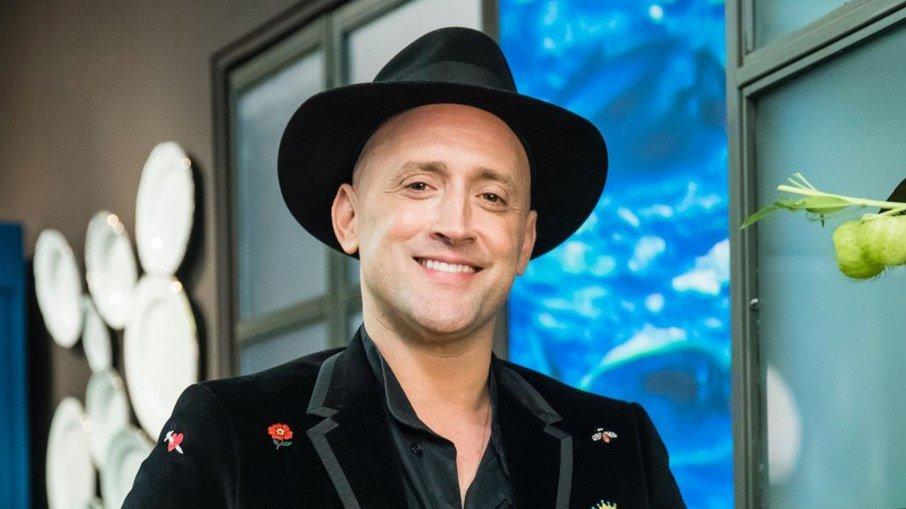 Família de Paulo Gustavo é chamada em hospital, diz programa de TV