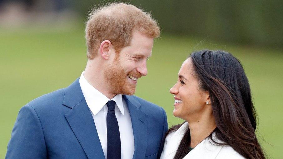 Família Real ignora aniversário de casamento de Harry e Meghan Markle