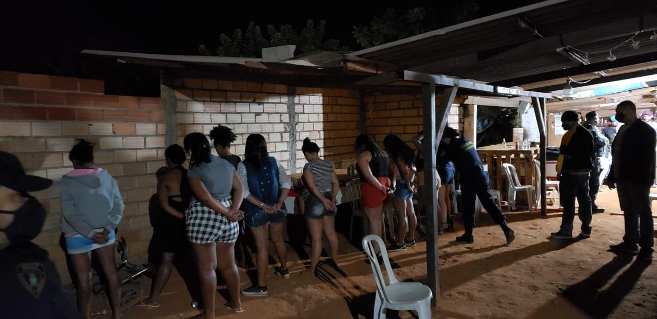 Fiscalização de Aparecida apreende 14 carros com som automotivos e encerra festas clandestinas