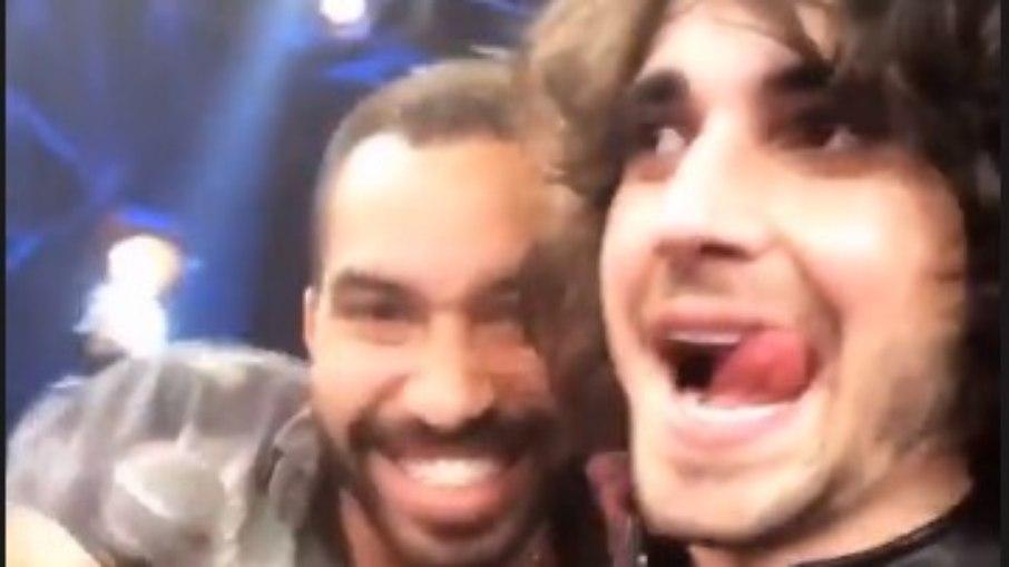 Fiuk e Gil se reencontram no 