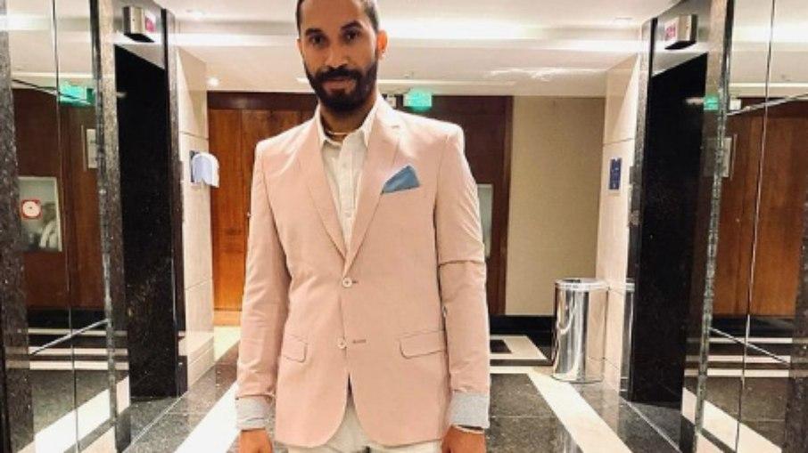 Gil do Vigor recebe elogios de Aguinaldo Silva