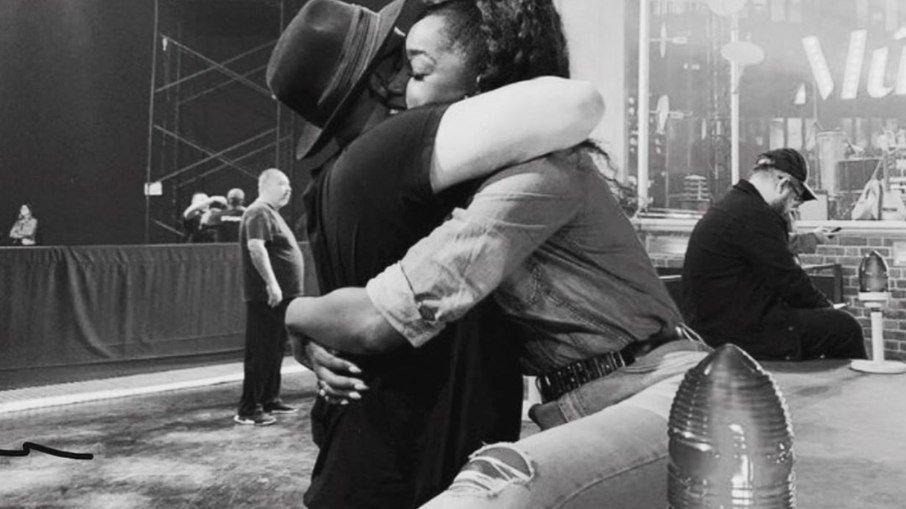 IZA homenageia Paulo Gustavo: 