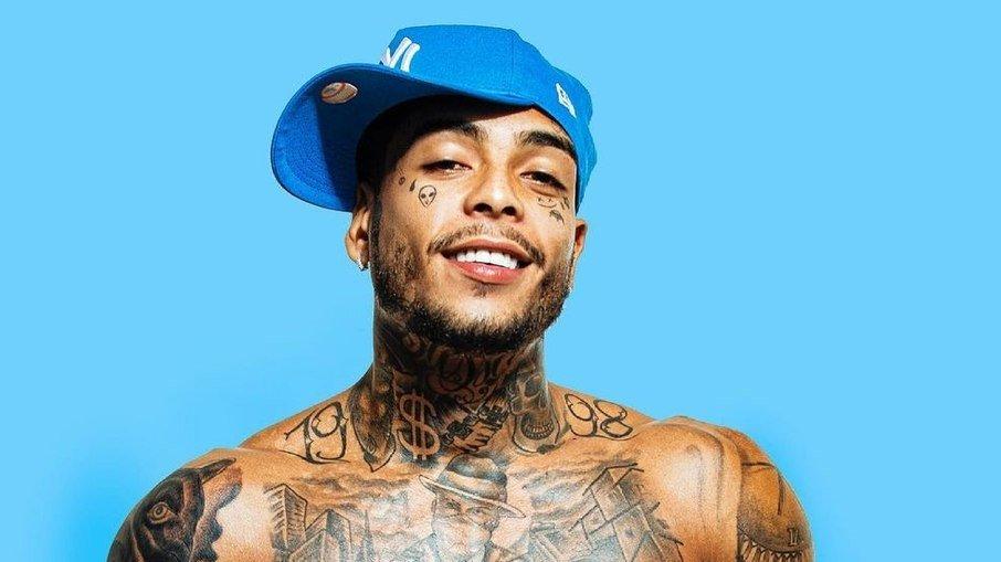 MC Kevin cai de varanda de hotel na Barra da Tijuca e está em estado grave