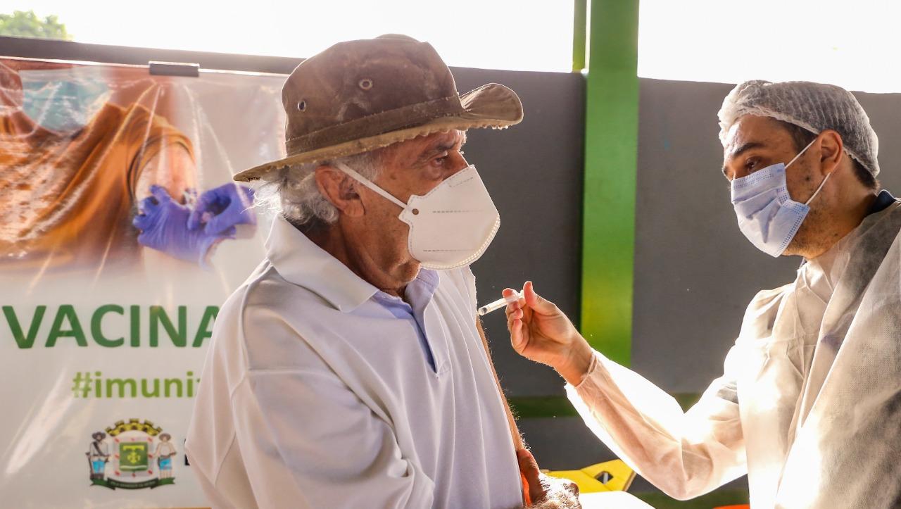 Sábado é Dia D da vacina contra a Covid-19 em Goiânia