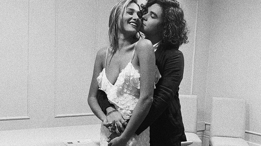 Sasha mostra foto do casamento com João Figueiredo: 
