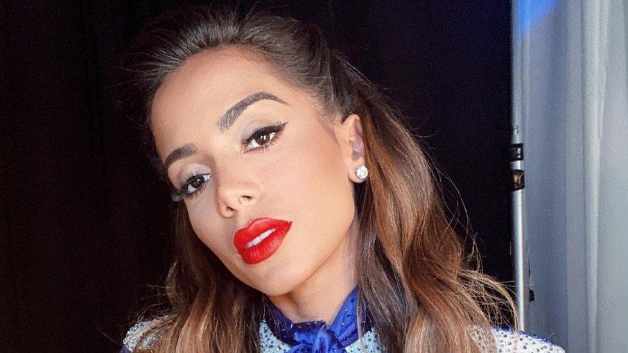 Sucesso: Anitta entra para o Top 40 das rádios nos EUA com 