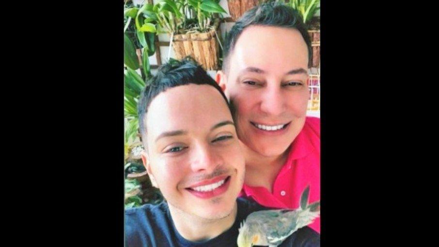 Verônica Costa e Mônica Benício serão madrinhas de casamento de Bruno e Felipe