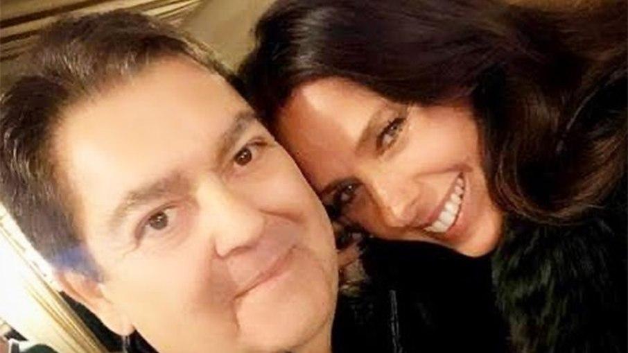 Adriane Galisteu torce para Faustão voltar para TV: 