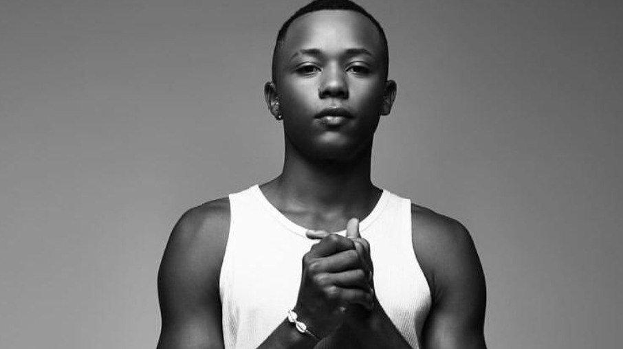 Campeão do 'The Voice Brasil' sofre acidente e é hospitalizado