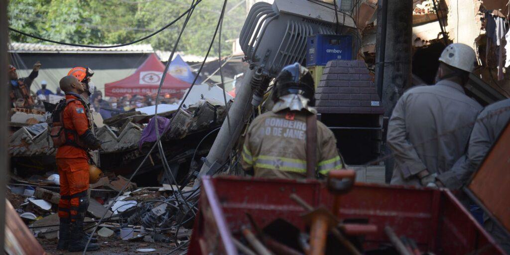 Construtor de prédio que desabou no Rio diz que obra era irregular