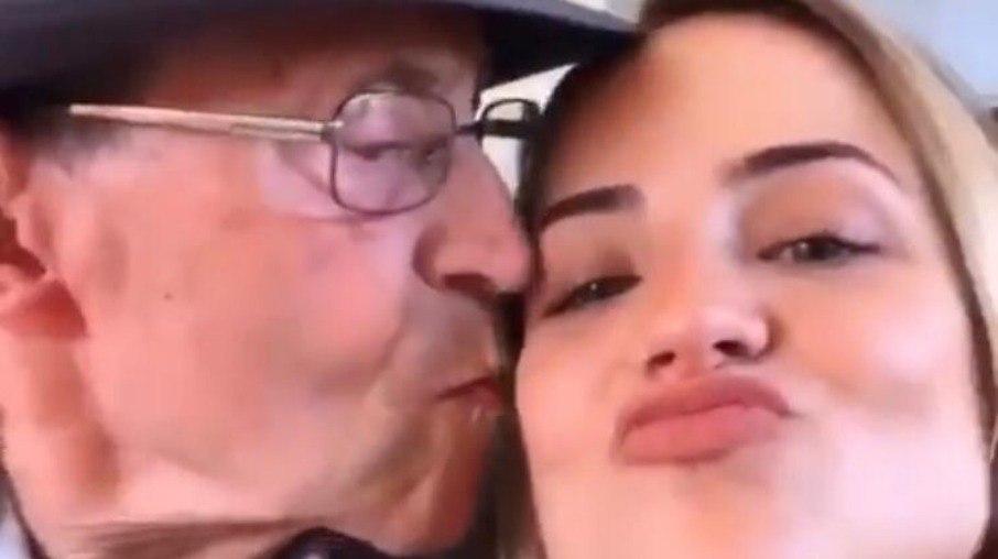 Gabi Martins revela que pressentiu morte do avô: 'Acordei do nada'