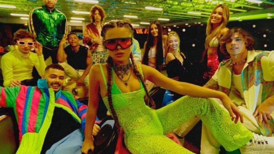 Giulia Be lança clipe do hit 'Lokko'; assista