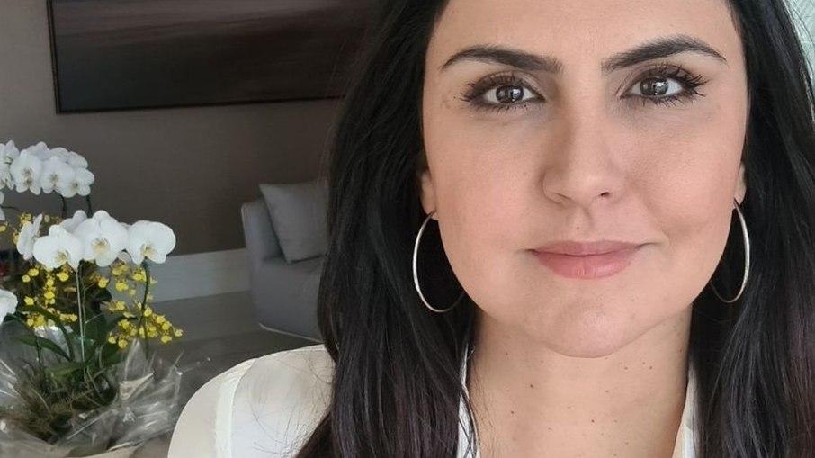 Jornalista Carla Cecato fala que ficou desesperada após ser demitida da Record